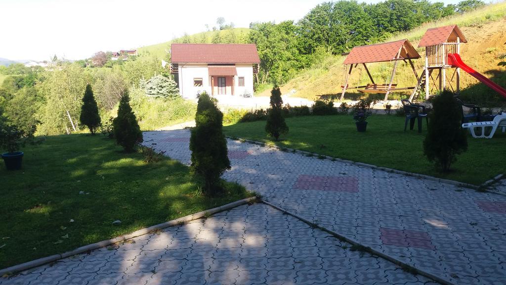 Cabana 7 Brazi Poiana Mărului Екстериор снимка