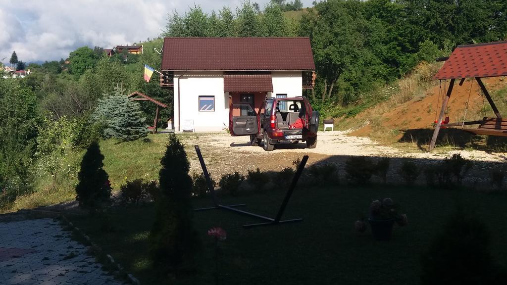 Cabana 7 Brazi Poiana Mărului Екстериор снимка